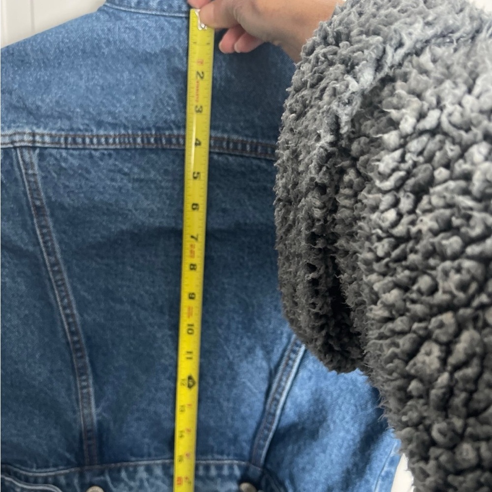 Brandy Melville Cropped Denim Jacket - image 5